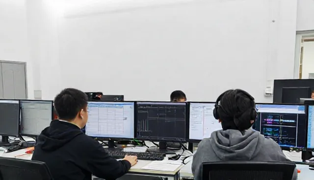 软件开发服务中的平台对比与实际取舍分析